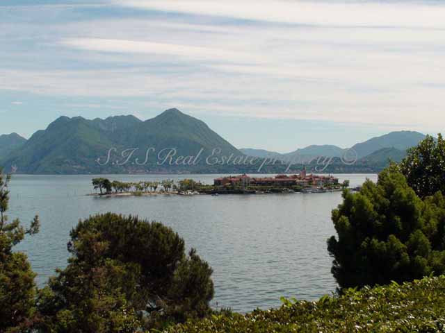    :       ( Lago Maggiore,Baveno)