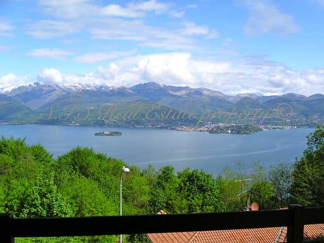    :    ( Lago Maggiore, Stresa Alture)